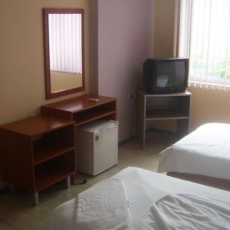 Hotel Zara Rooms Стара-Заґора Екстер'єр фото