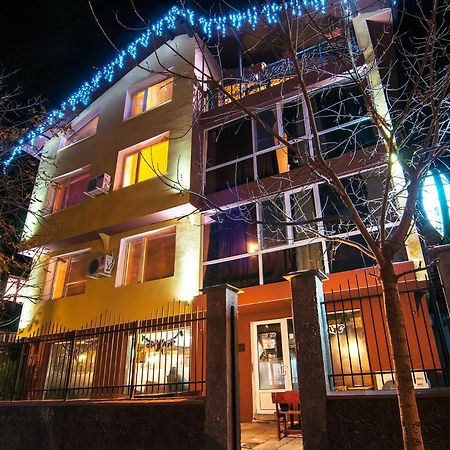 Hotel Zara Rooms Стара-Заґора Екстер'єр фото