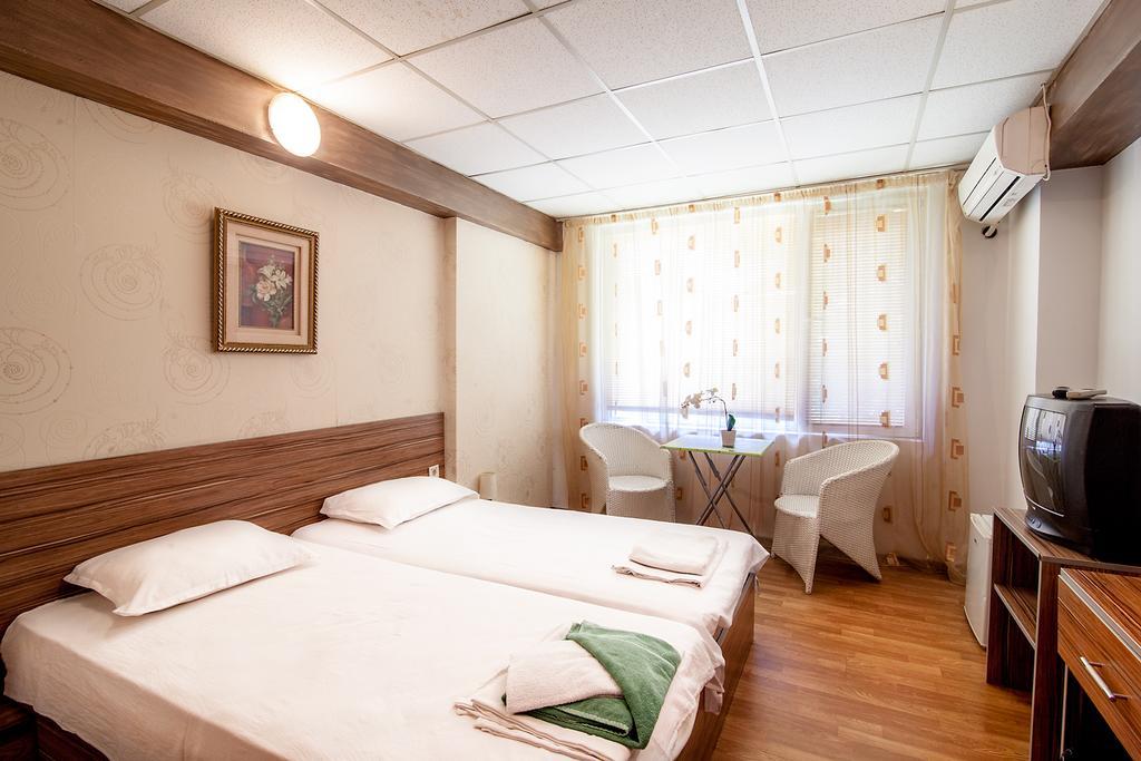 Hotel Zara Rooms Стара-Заґора Екстер'єр фото